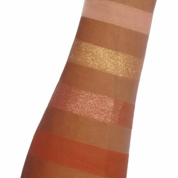 ESSENCE  Highlighter  -&- ILLUMINATI Quad Palette - Picture 3 of 9